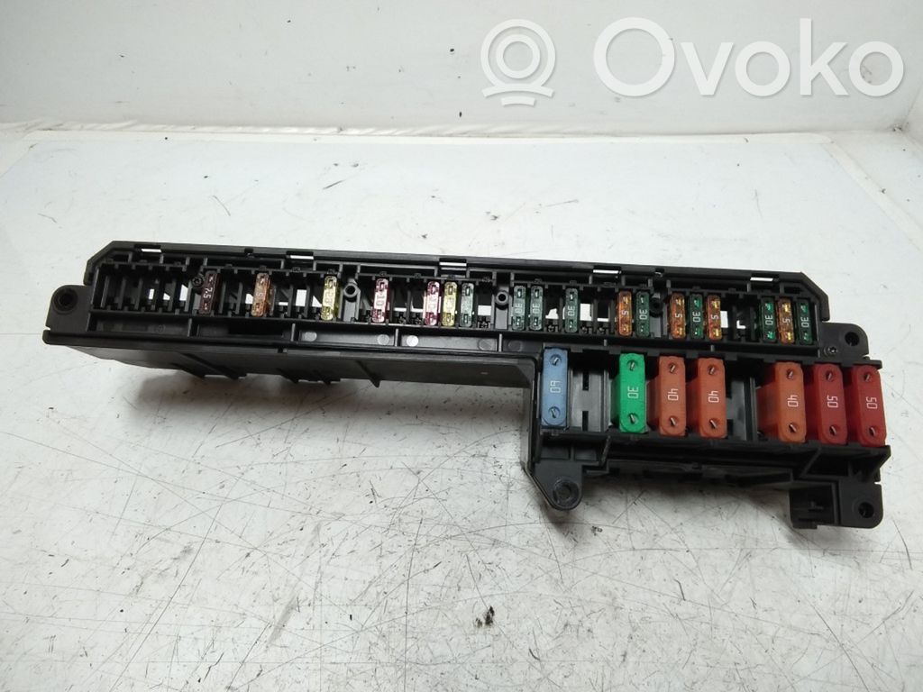 BMW 5 E60 E61 Fuse module 