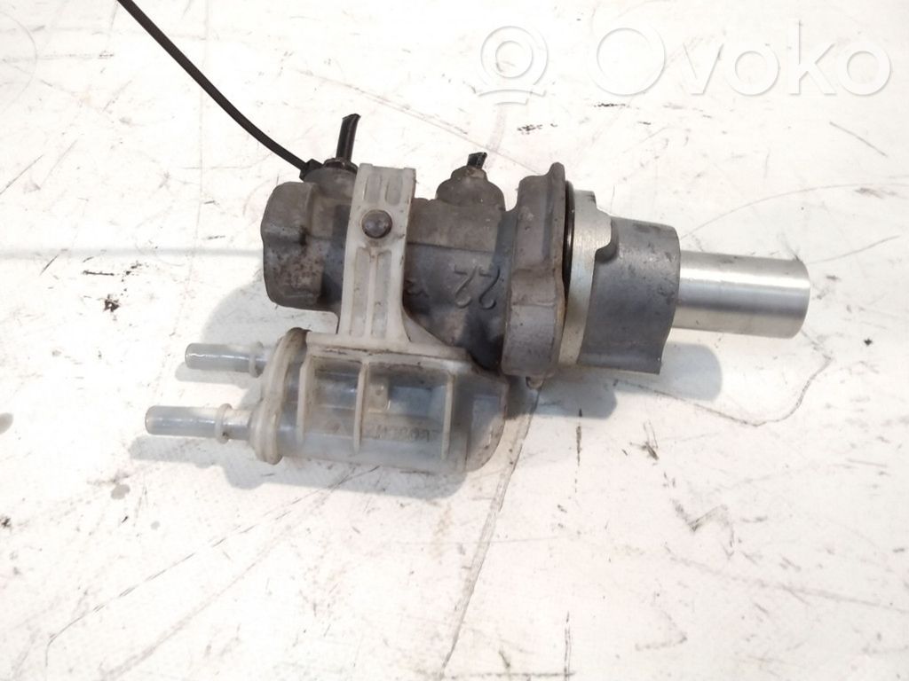 Opel Corsa D Pääjarrusylinteri 