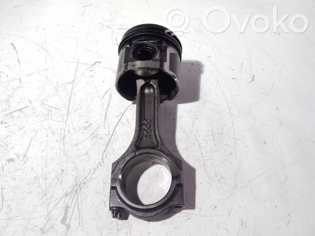 Piston avec bielle   5C5U