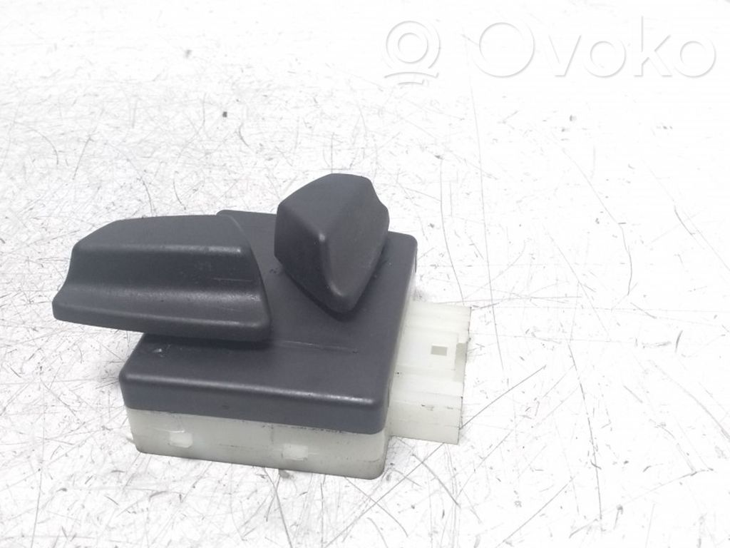 BMW 5 E60 E61 Seat control switch 