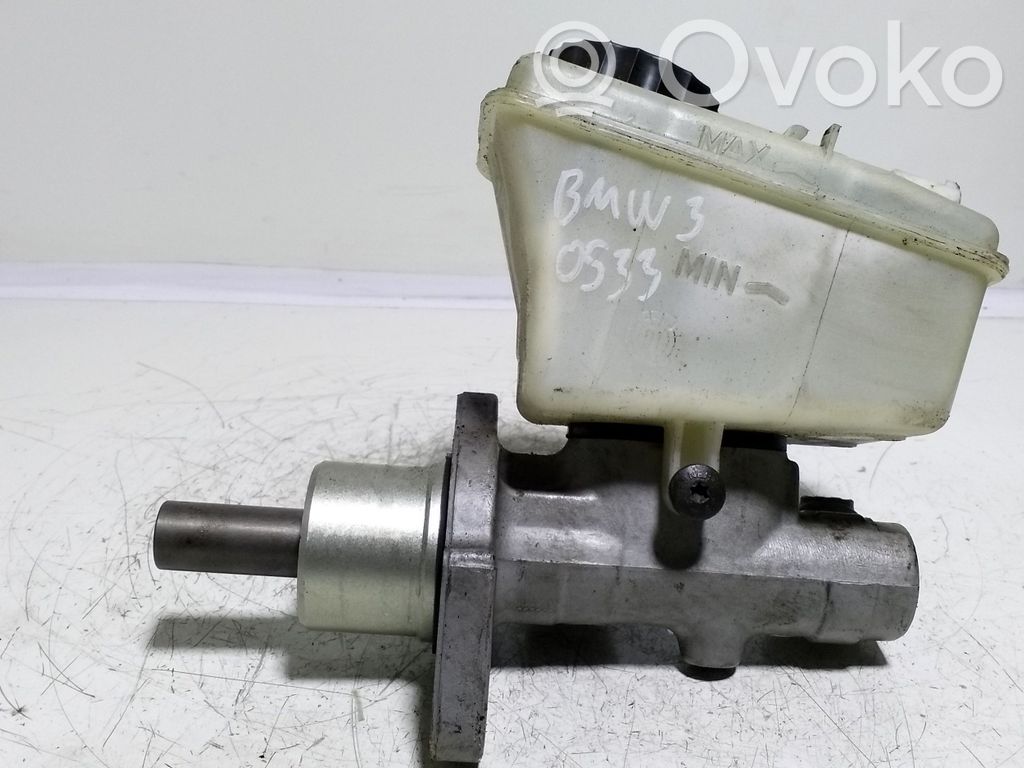 Pääjarrusylinteri   032G1A