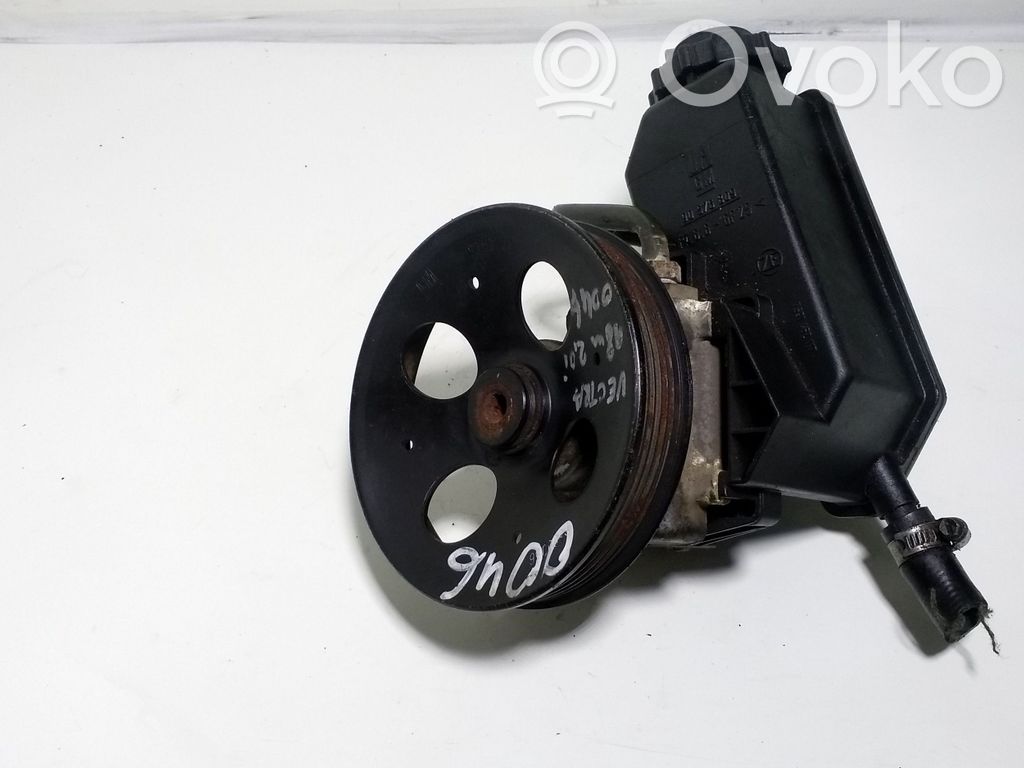 Opel Vectra B Ohjaustehostimen pumppu 