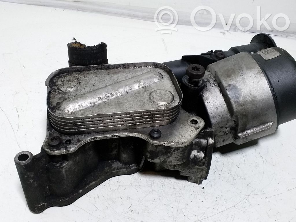 Opel Meriva A Oil filter mounting bracket 
