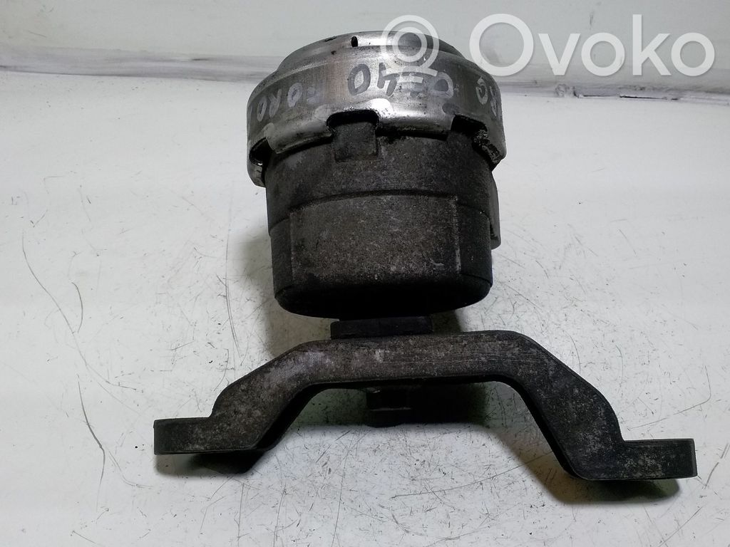 Ford Mondeo MK IV Engine mount bracket 