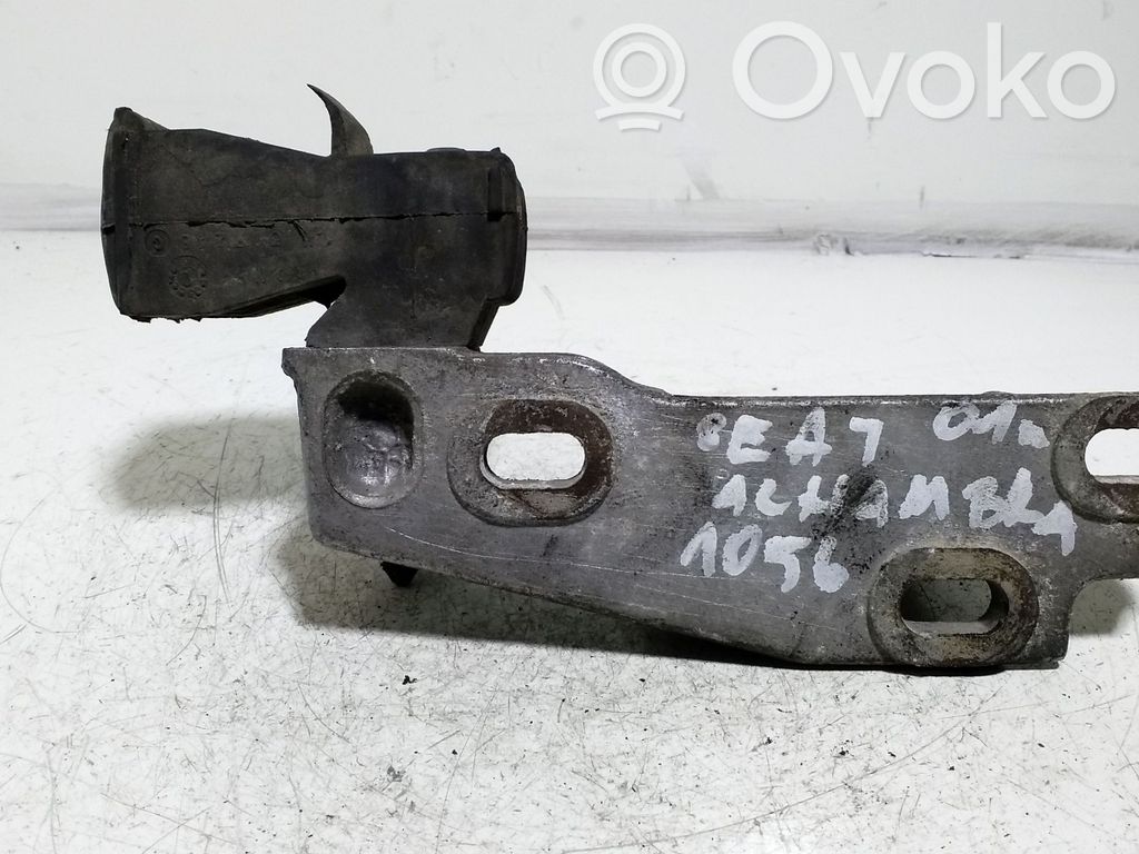 Seat Alhambra (Mk1) Engine mounting bracket 