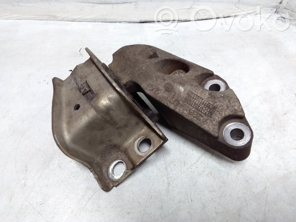 Citroen Jumper Engine mount bracket 