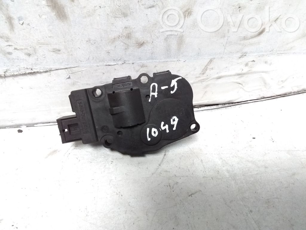 Audi A5 8T 8F Tuloilmaventtiilin käyttömoottori 