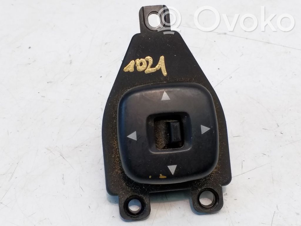 Mazda MPV Wing mirror switch 