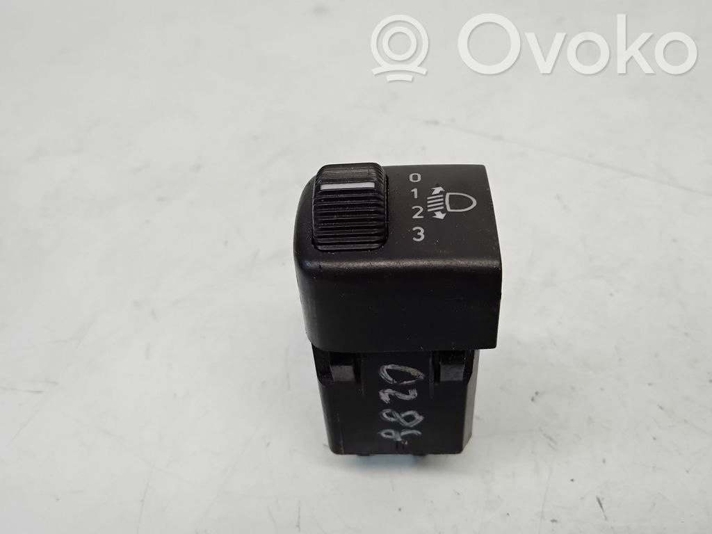 Saab 9-3 Ver1 Lukturu augstuma regulēšanas slēdzis 