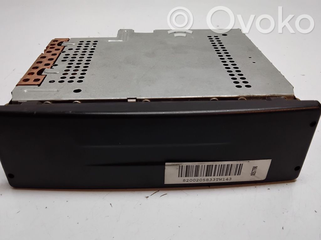 Panel / Radioodtwarzacz CD/DVD/GPS   8200205833,8200205833C,22DC269