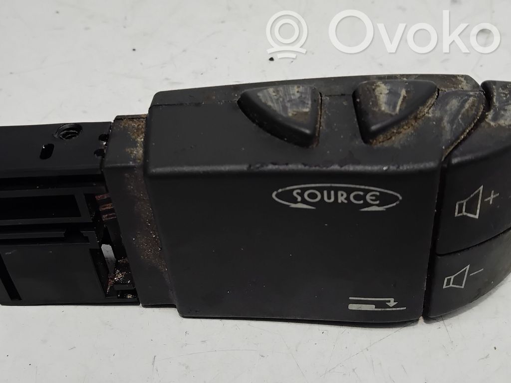Nissan Primastar Multifunctional control switch/knob 