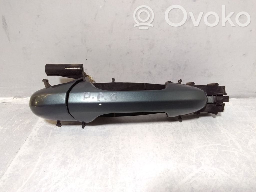 Chrysler Pacifica Takaoven ulkokahva 