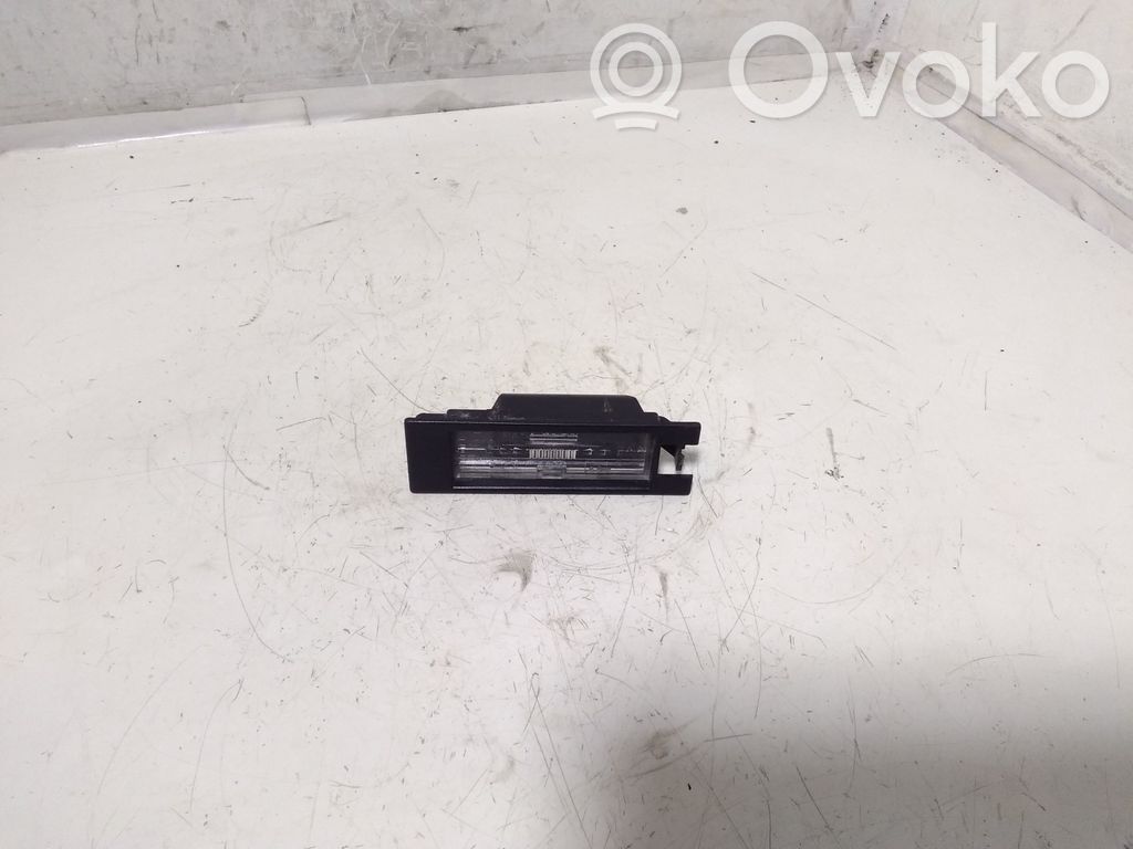 Opel Vectra C Освещение номера 