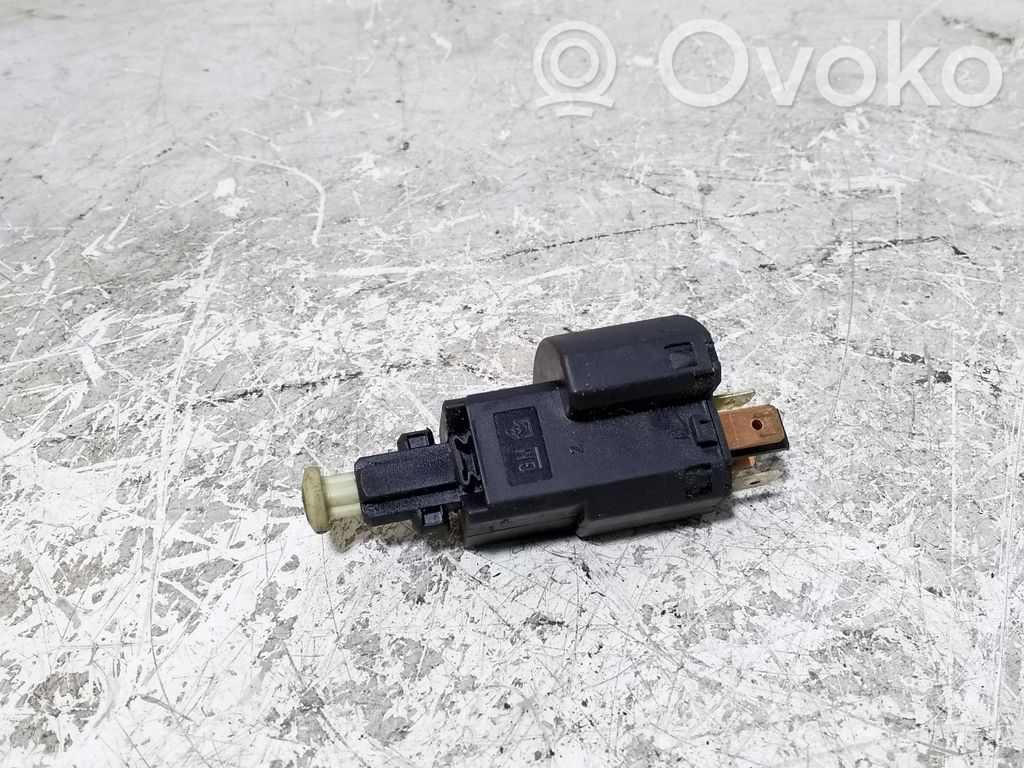 Opel Zafira A Interruttore del pedale del freno 