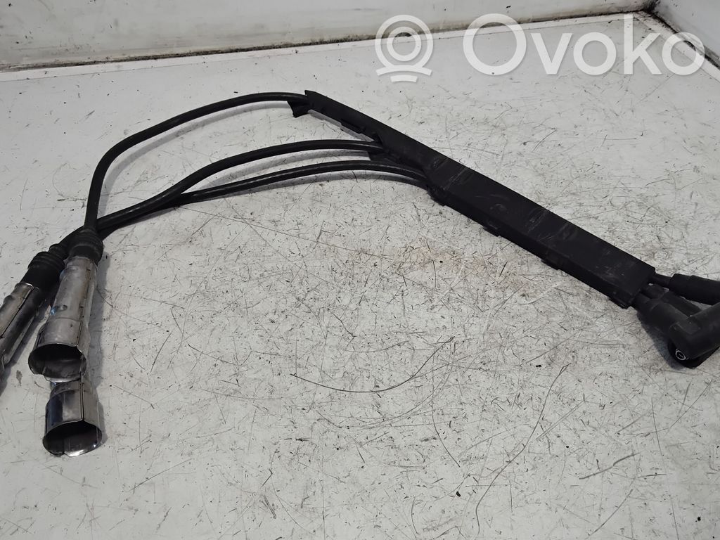 Volkswagen Polo III 6N 6N2 6NF Aukštos įtampos uždegimo laidas (žvaklaidis) 