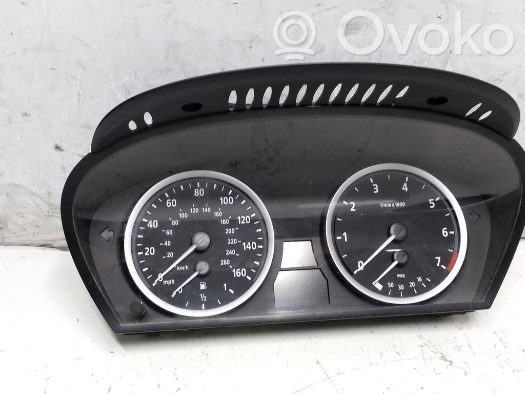 BMW 5 E60 E61 Speedometer (instrument cluster) 