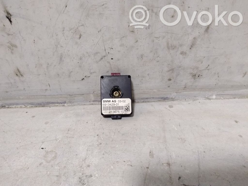 BMW 3 E46 Antenos stiprintuvas 
