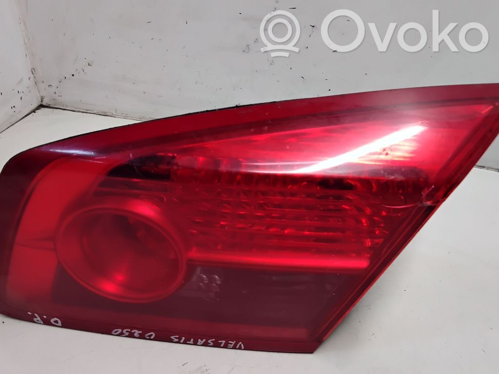 Renault Vel Satis Galinis žibintas dangtyje 