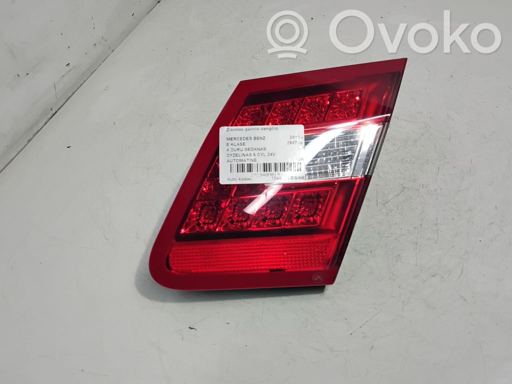 Mercedes-Benz E W212 Lampă spate în capacul portbagajului