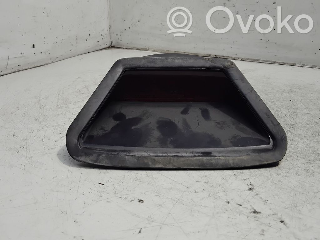 BMW 7 E38 Third/center stoplight 