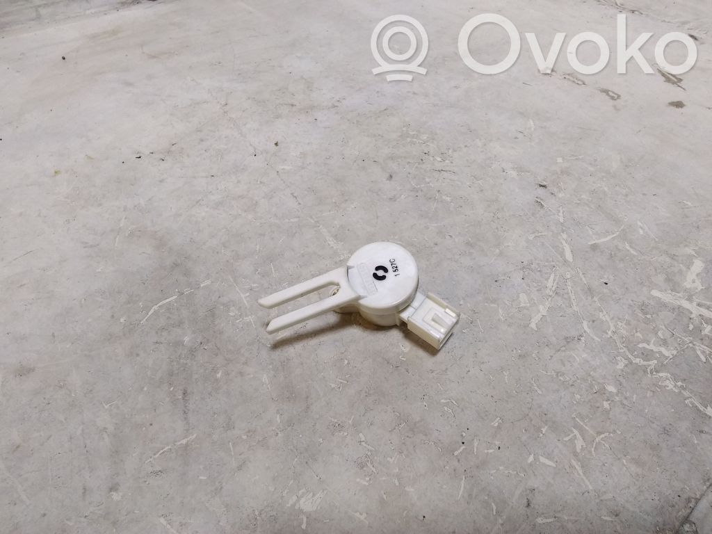 Opel Astra J Sensor Bremspedal 