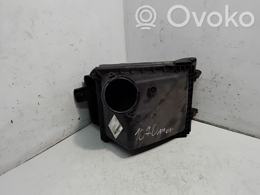 Audi A4 S4 B6 8E 8H Air filter box 