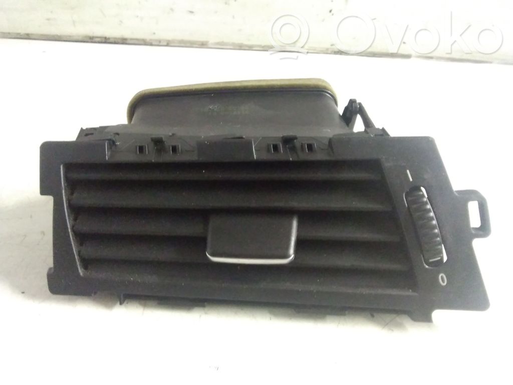 BMW 5 E60 E61 Grilă ventilație/ramă laterală bord 