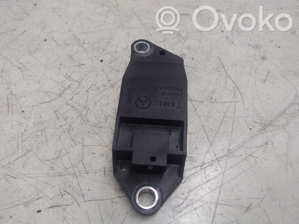 Mercedes-Benz E W211 Sensore d’urto/d'impatto apertura airbag