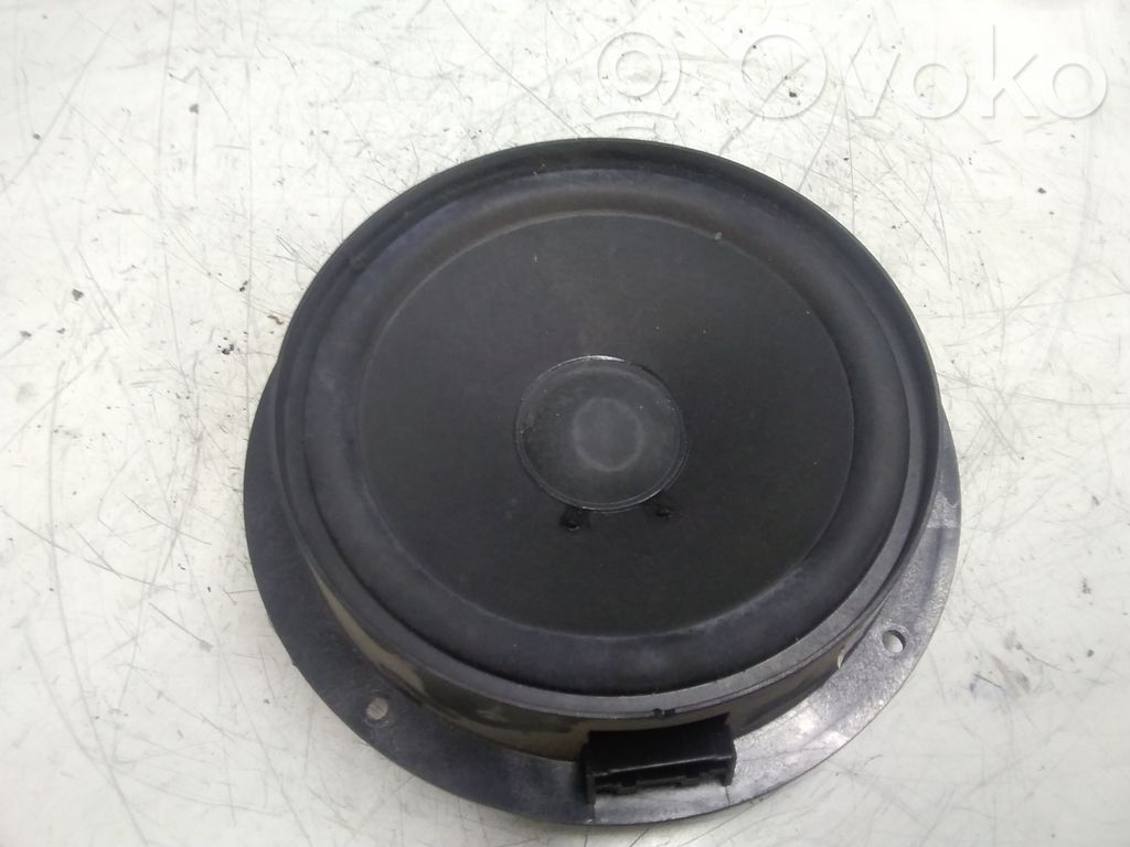 Mercedes-Benz R W251 Etuoven kaiutin 