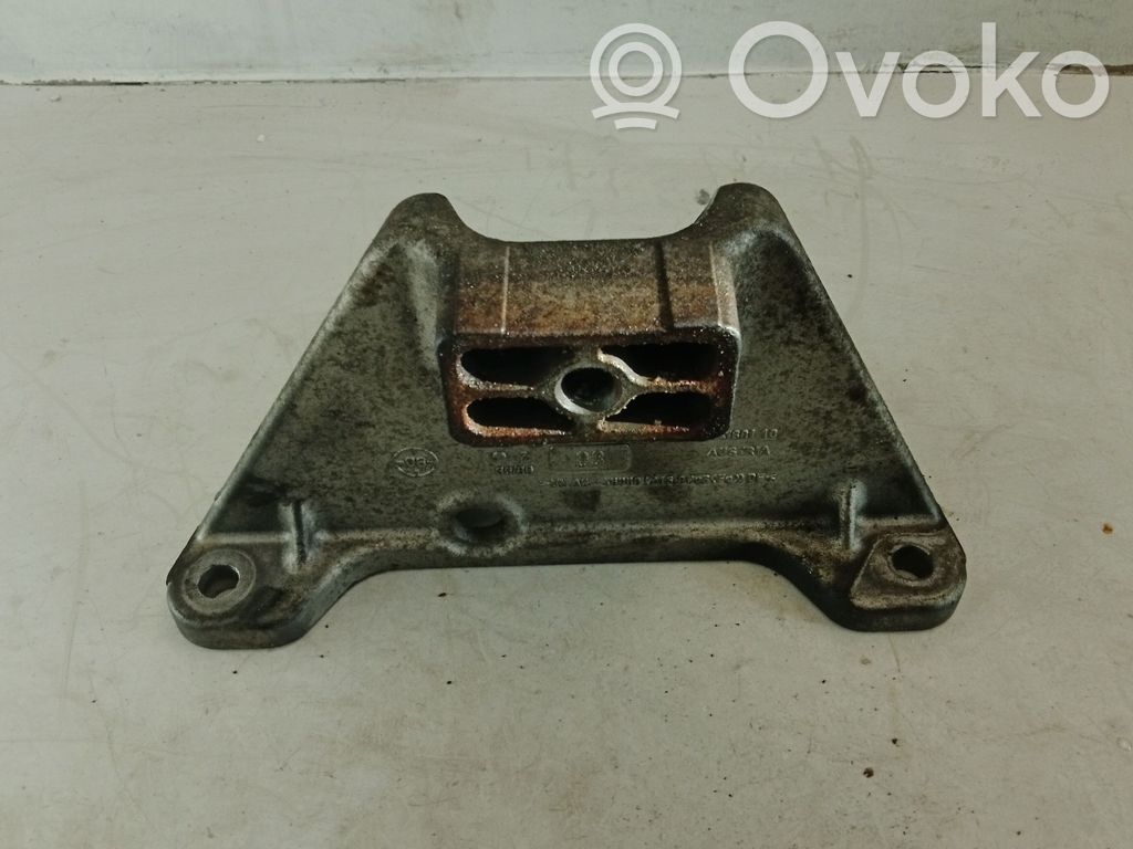 BMW 5 E60 E61 Gearbox mounting bracket 