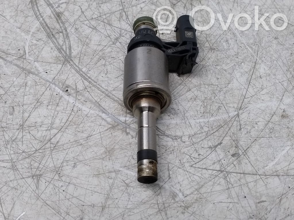 Inyector de combustible   04E906036Q