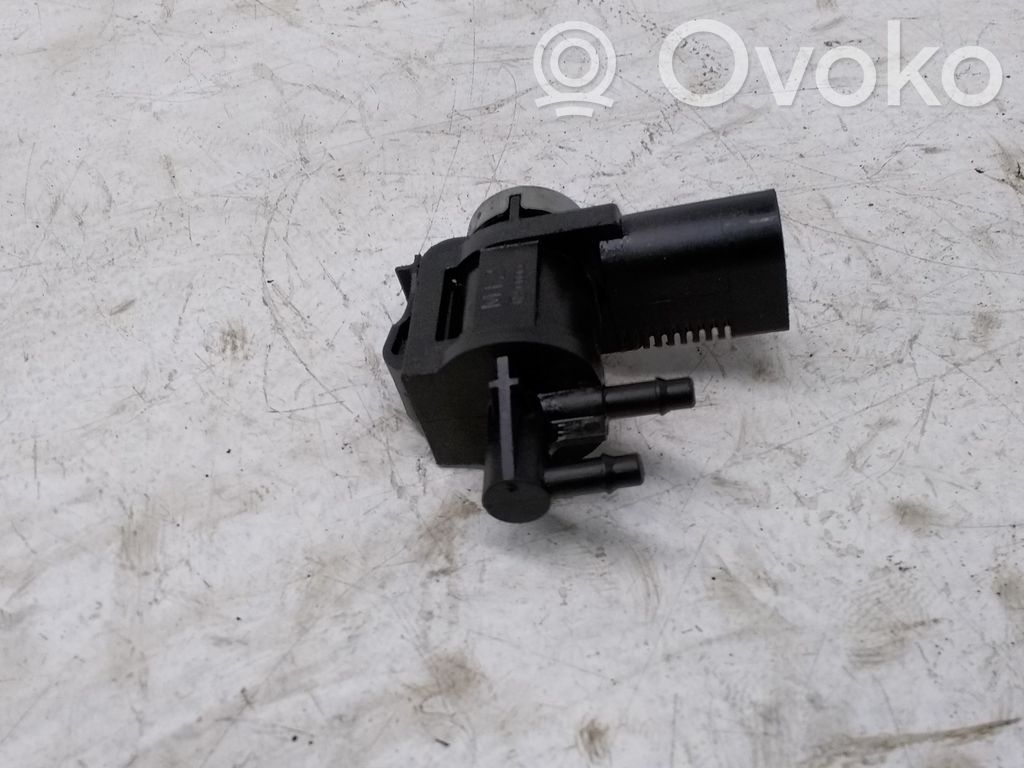 Electroválvula del turbo   1K0906283A