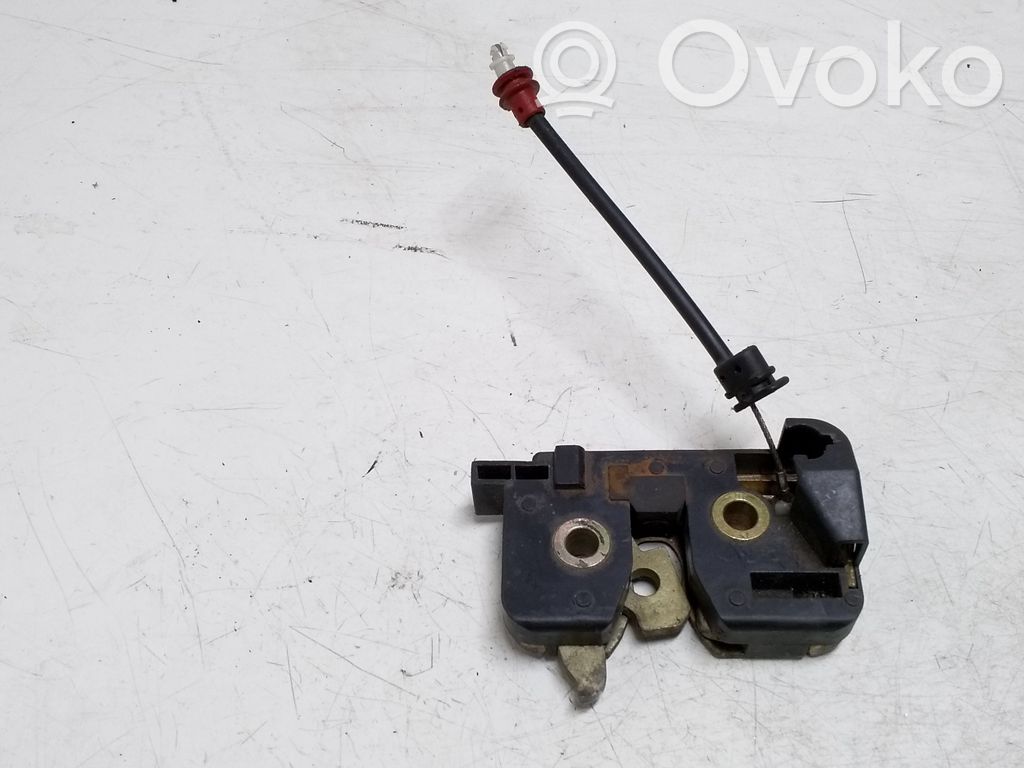 Ford Fiesta Zamek klapy tylnej / bagażnika 