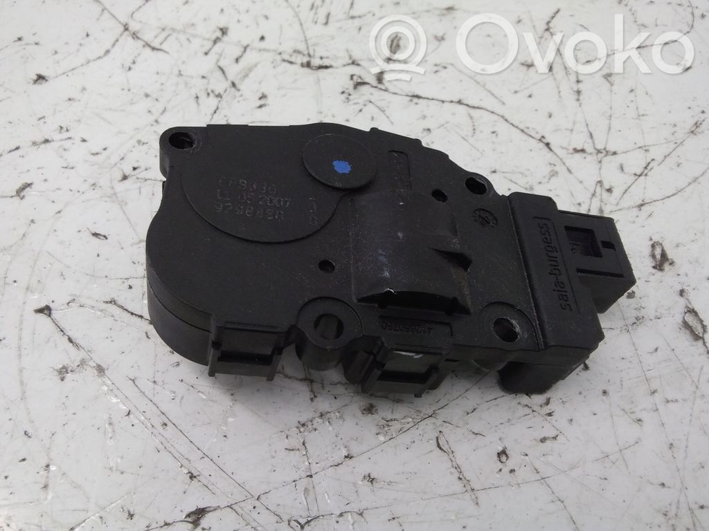 Mercedes-Benz ML W164 Stellmotor Heizung Klima 