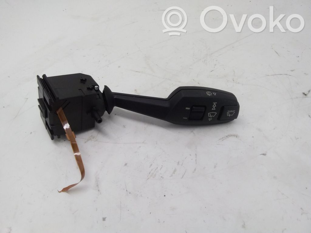 BMW 1 E82 E88 Stikla tīrītāja vadības pogas kātiņš 
