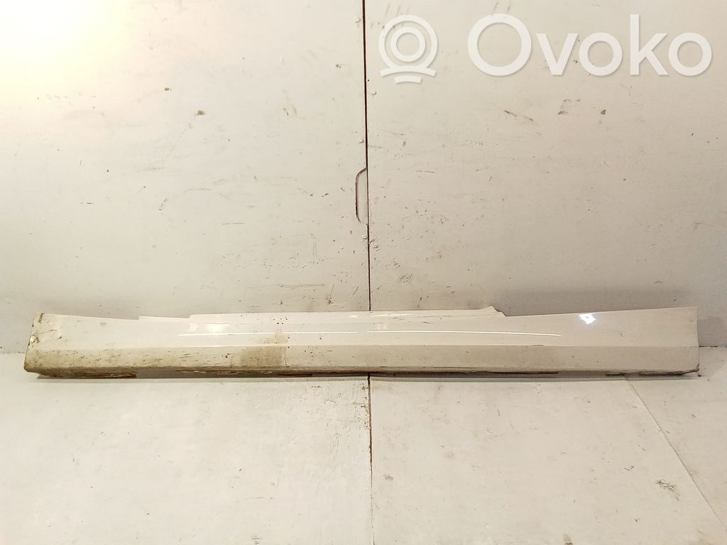 BMW 1 E82 E88 Sill 