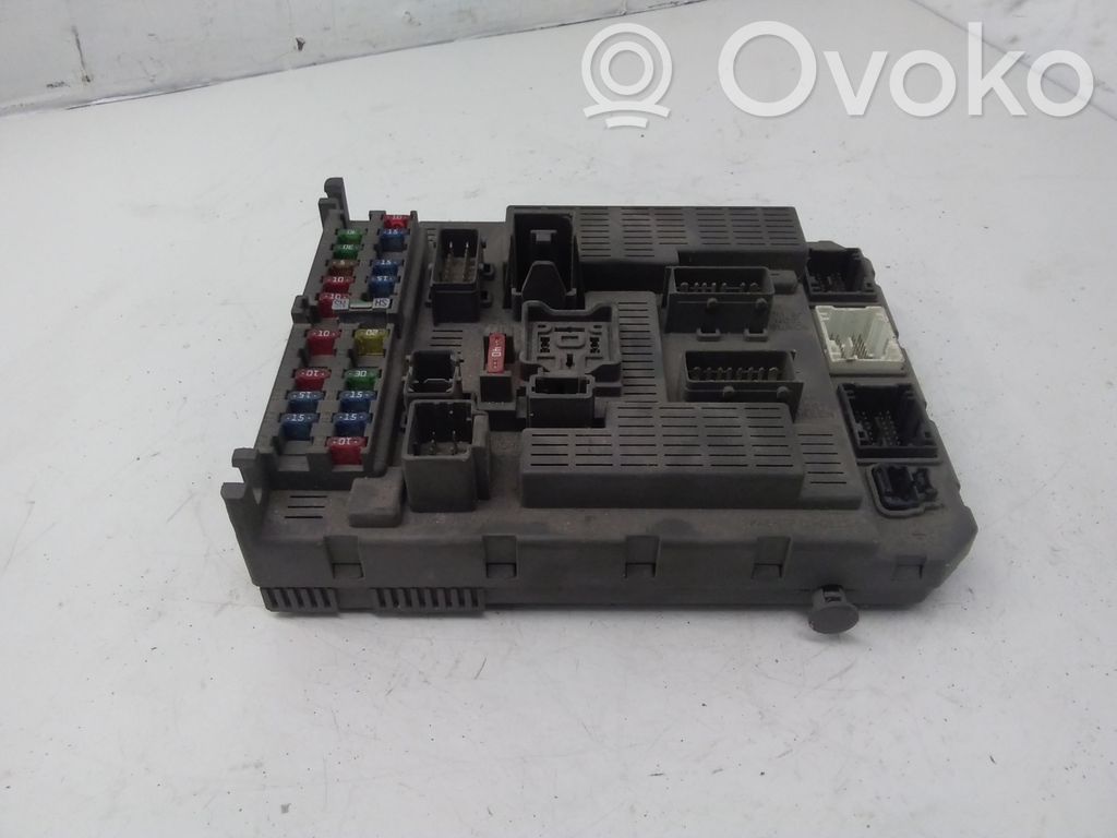 Citroen C5 Drošinātāju bloks 
