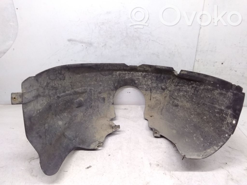 Ford Focus Revestimientos de la aleta antisalpicaduras delanteros 