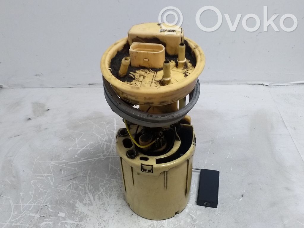 Volkswagen Touran I Pompa carburante immersa 