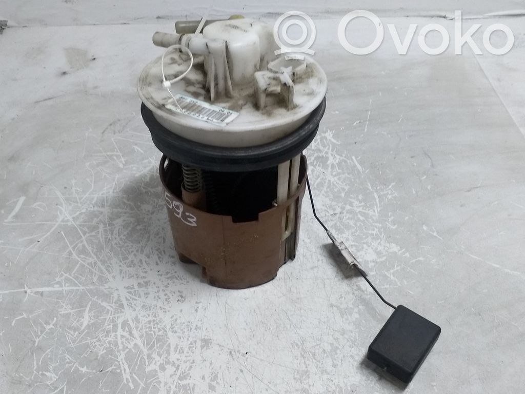 Bomba interna de combustible   880552