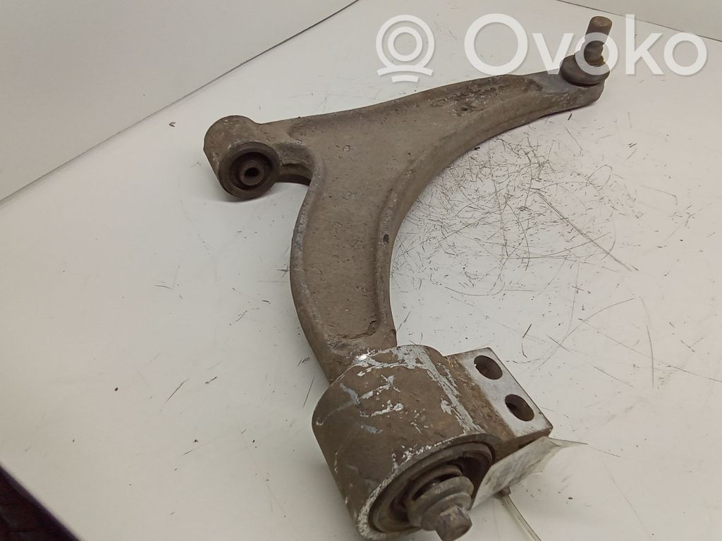 Opel Insignia A Dolny wahacz przedni 
