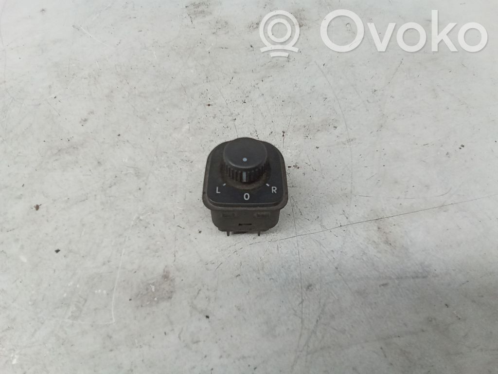 Volkswagen Golf V Comutator oglinzi laterale 