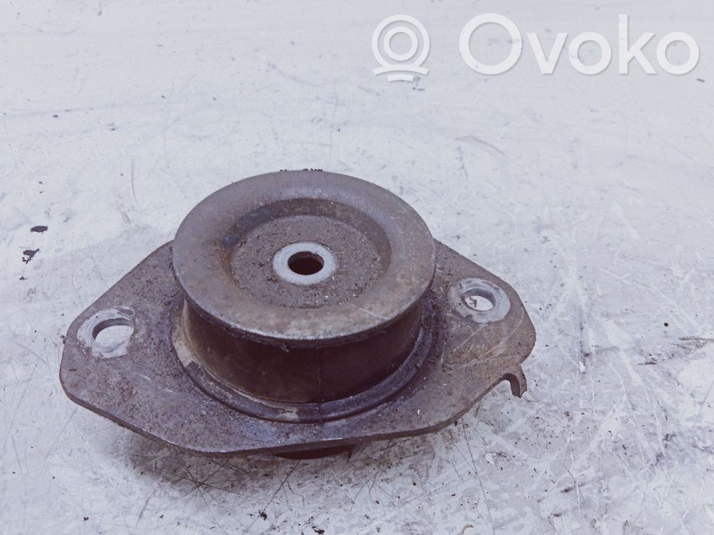 Renault Trafic II (X83) Gearbox mount 