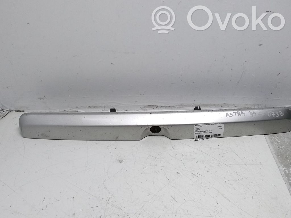 Opel Astra G Éclairage de plaque d'immatriculation 