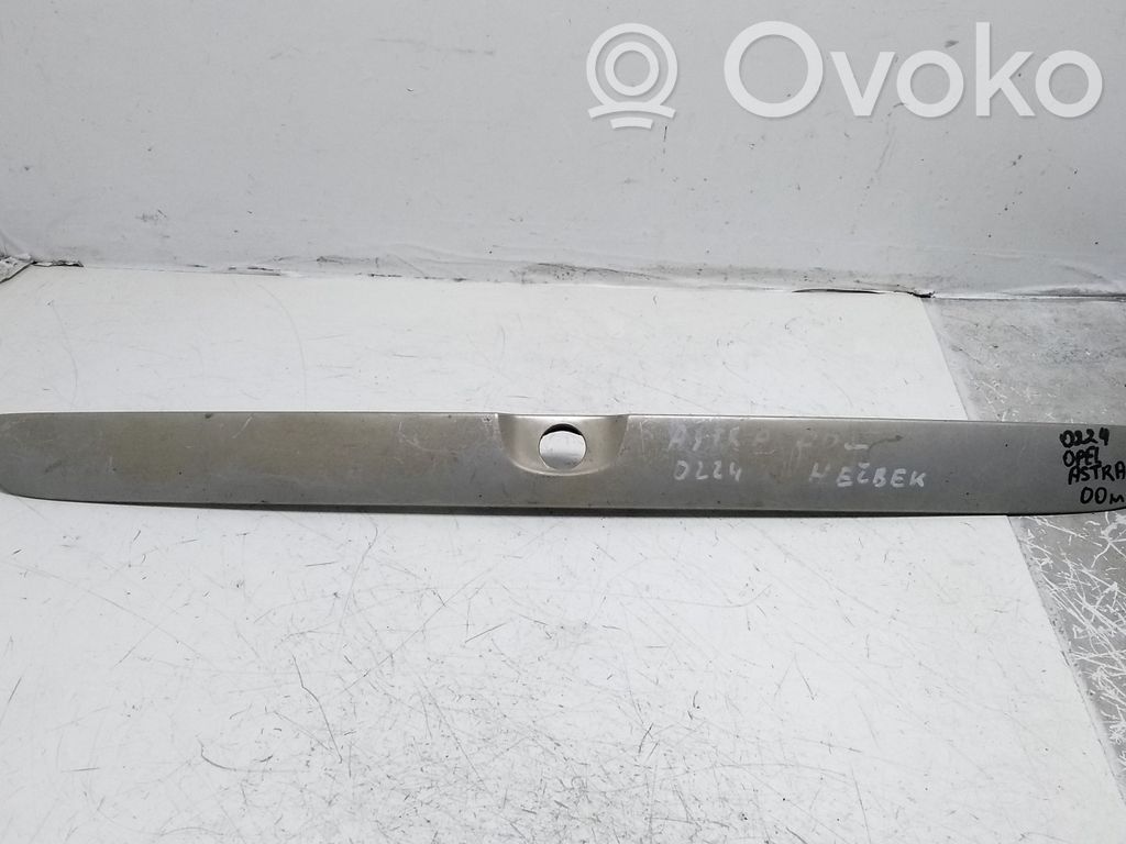 Opel Astra G Mască capotă portbagaj 
