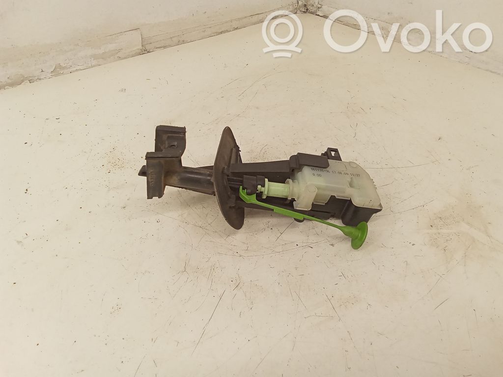 Volvo XC60 Motor blocare bușon rezervor combustibil