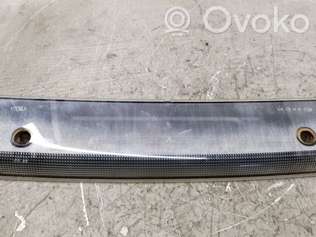 Ford Kuga I Third/center stoplight 