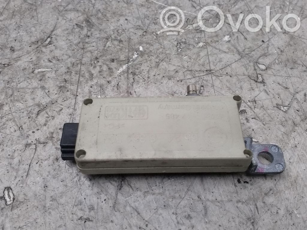 BMW 5 E39 Antenos stiprintuvas 
