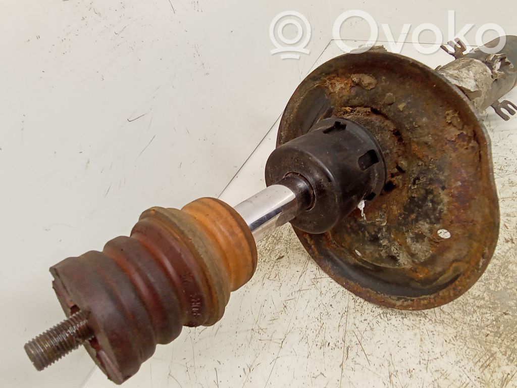 BMW X3 E83 Front shock absorber/damper 