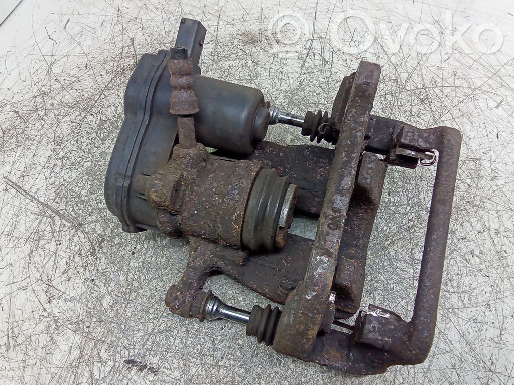 Audi A4 S4 B8 8K Takajarrusatula 